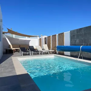  Villa Del Mar Puerto Del Carmen Spain